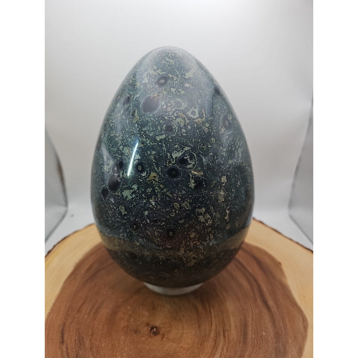 Kambaba Jasper Specimen with Jade Stand – 15.2 lb
