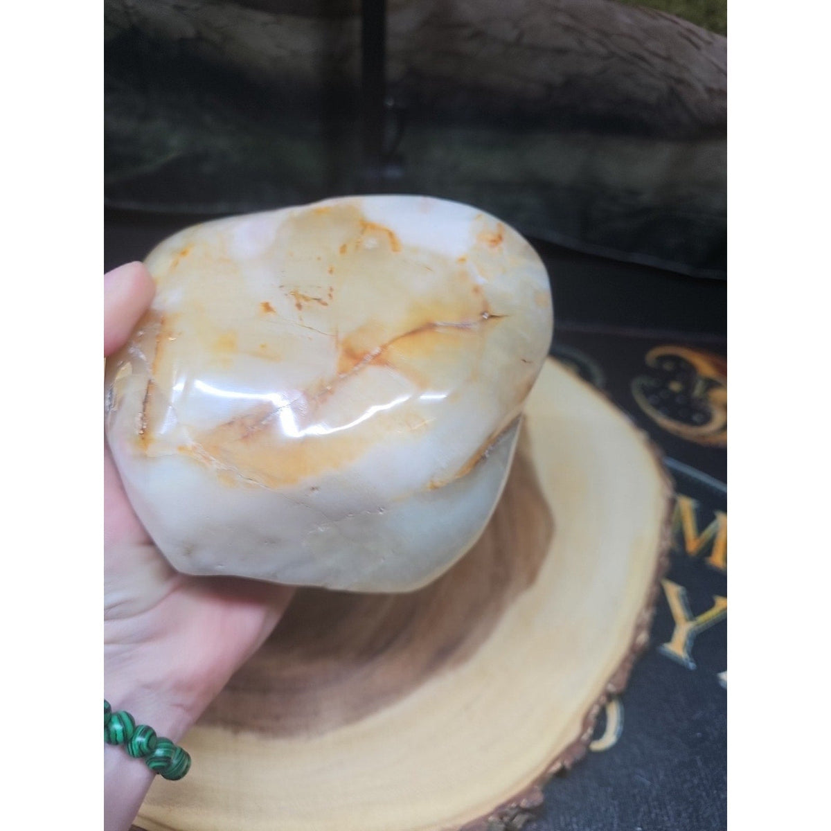 Natural 4.71lb Agate Carnelian Quartz Crystal Geode
