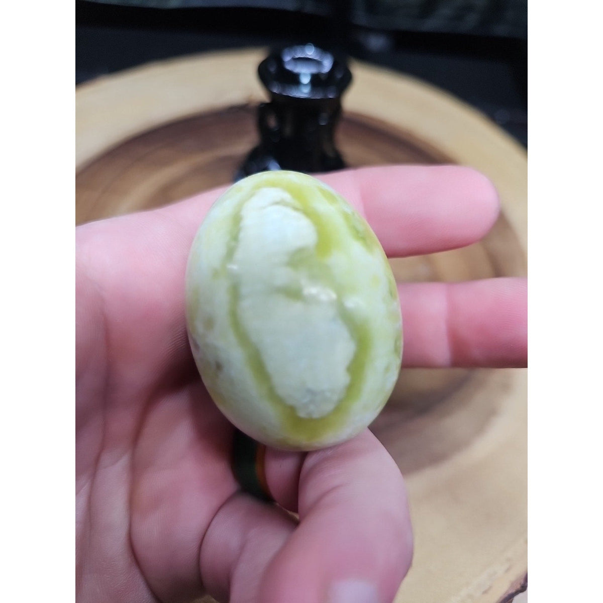 Natural Polished Lantian jade Quartz Crystal Egg Stone Specimen Healing - Stand