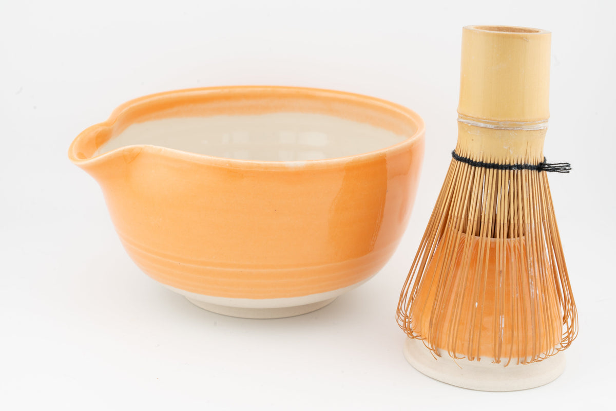 Matcha Set | Bowl with Matching Whisk Holder | Chawan and Chasentate