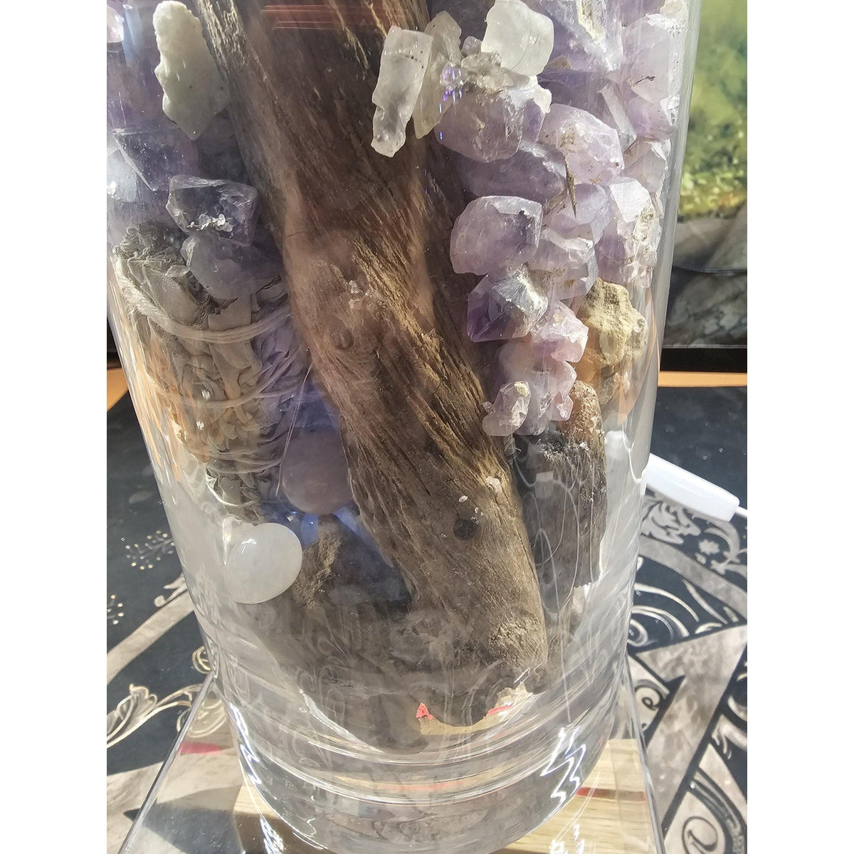 22 lb Mixed Crystal Vase with LED Fluorite Sphere