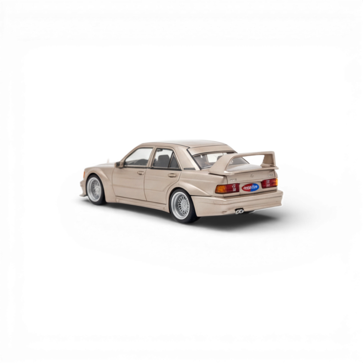 Seeker Mercedes-Benz 190E 2.5-16 Evolution Champagne Gold 1:64