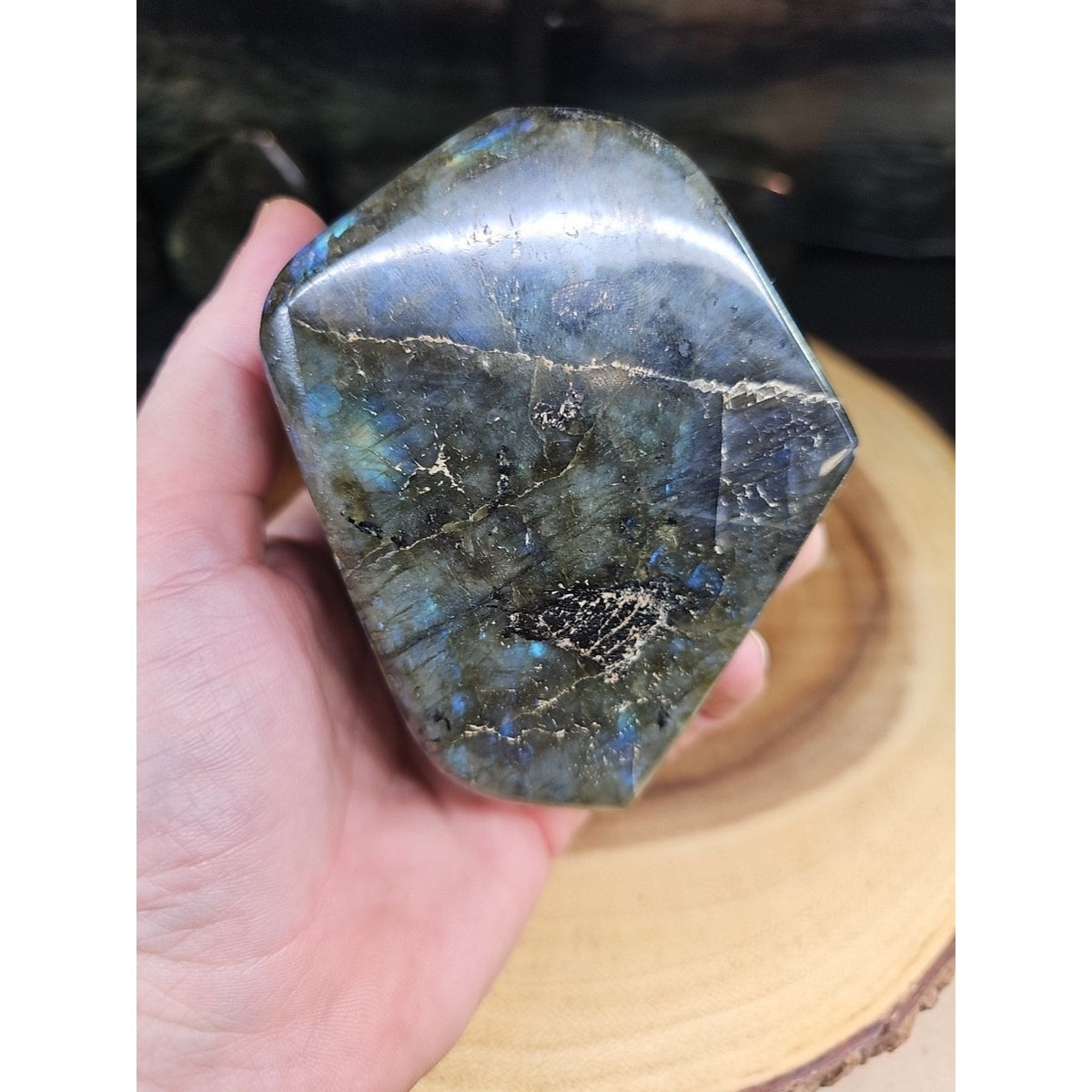 Rainbow Labradorite Spectrolite — 1.29lb, Color Flash Stone, Madagascar