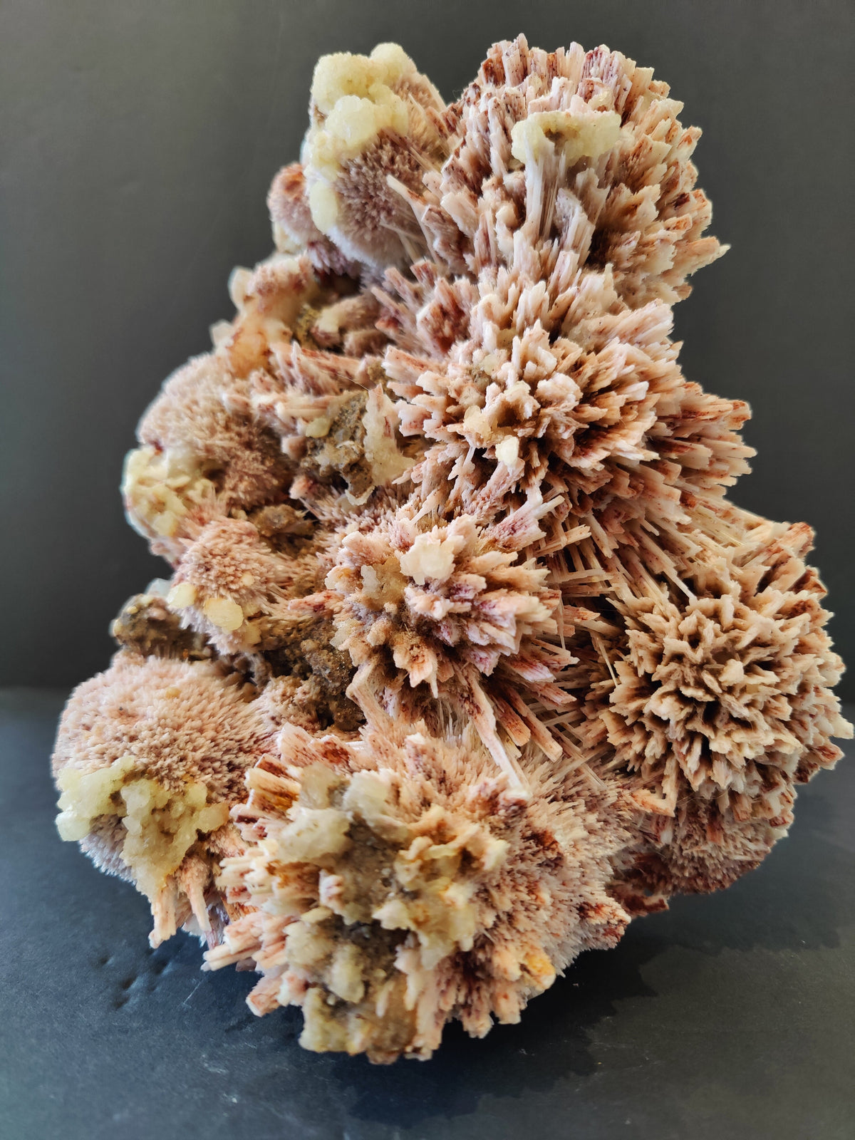 Red Mordenite with Stilbite Specimen 1,922g