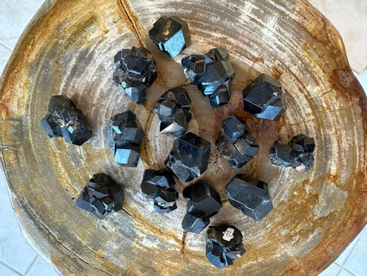 Melanite Garnet (MD) Mali, Africa