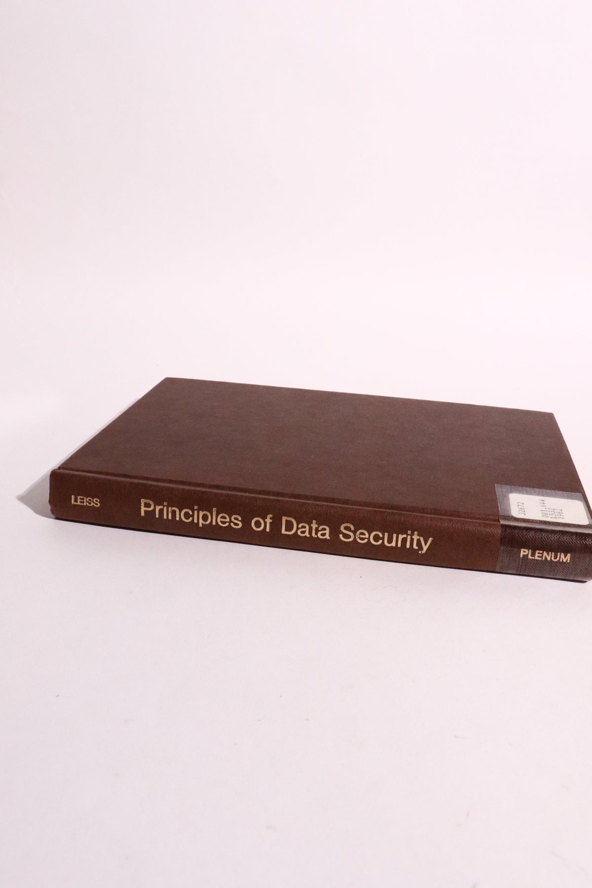 Principles of Data Security — Ernst L. Leiss, 1982 | Early Computer Security & Cryptography