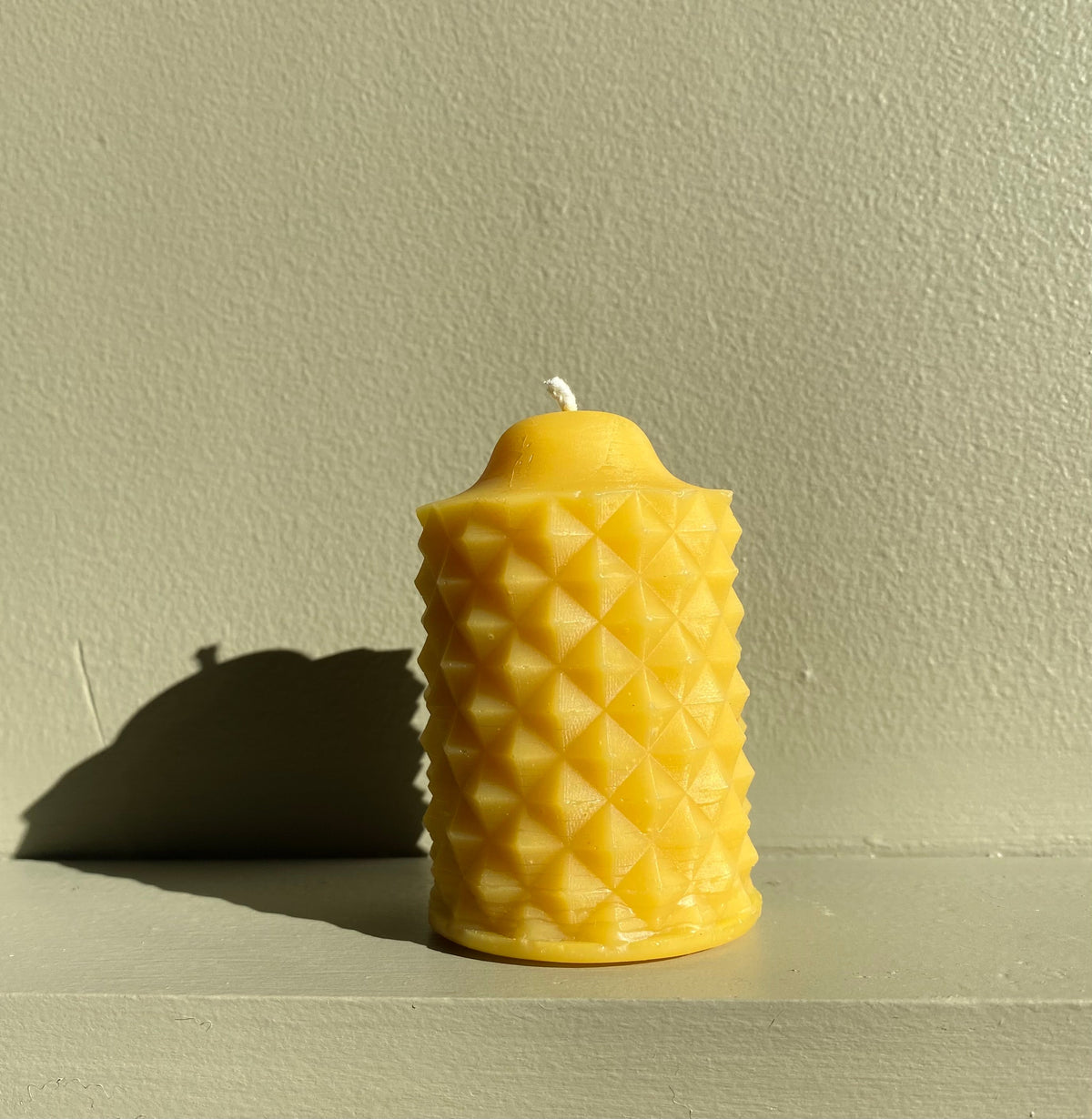 Scalloped Cylinder Beeswax Candle