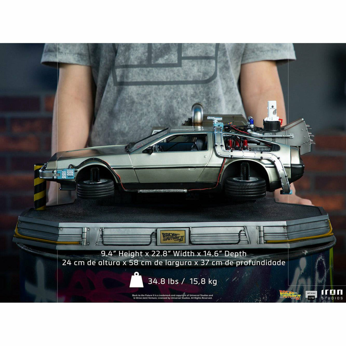 [PREMIUM] Iron Studios Back to the Future Part II DeLorean (Regular Version) 1:10 Scale Statue