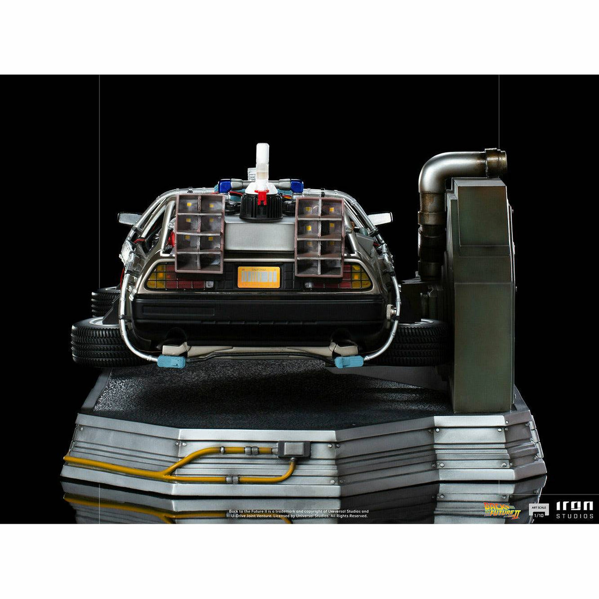 [PREMIUM] Iron Studios Back to the Future Part II DeLorean (Regular Version) 1:10 Scale Statue