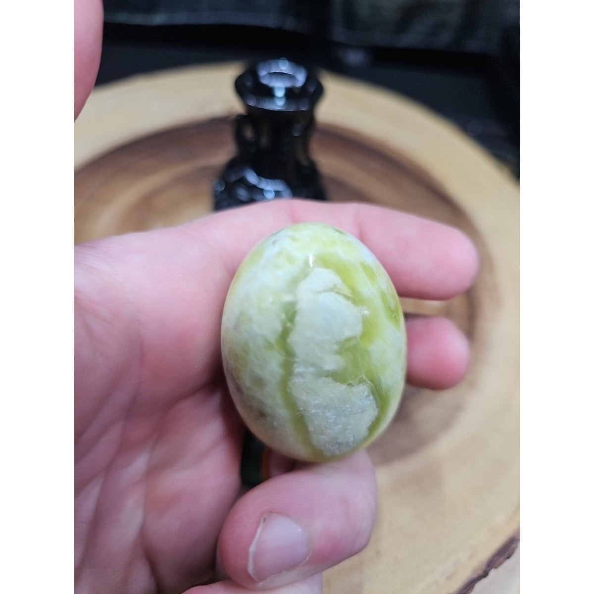 Natural Polished Lantian jade Quartz Crystal Egg Stone Specimen Healing - Stand