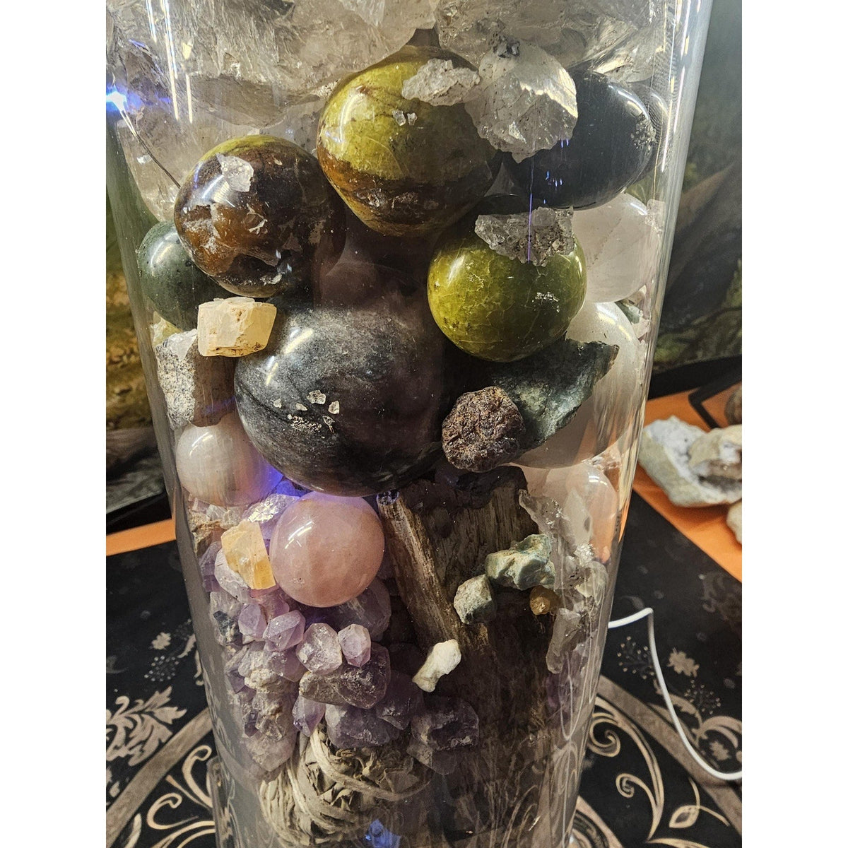 22 lb Mixed Crystal Vase with LED Fluorite Sphere