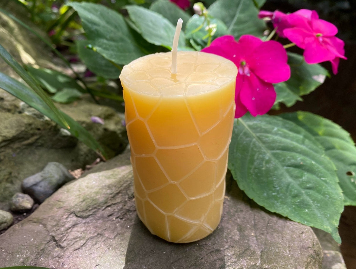 Honeycomb Pattern Beeswax Pillar Candle