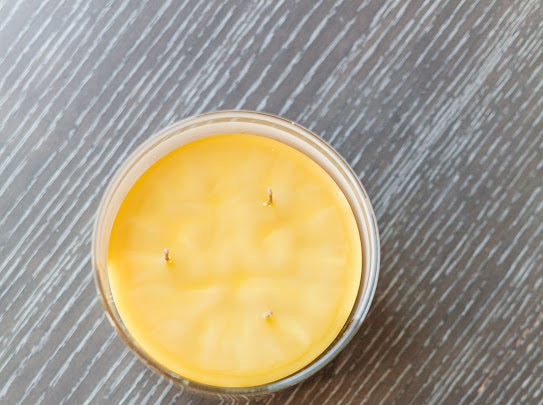 Leather + Smoke Beeswax Candle |8 oz