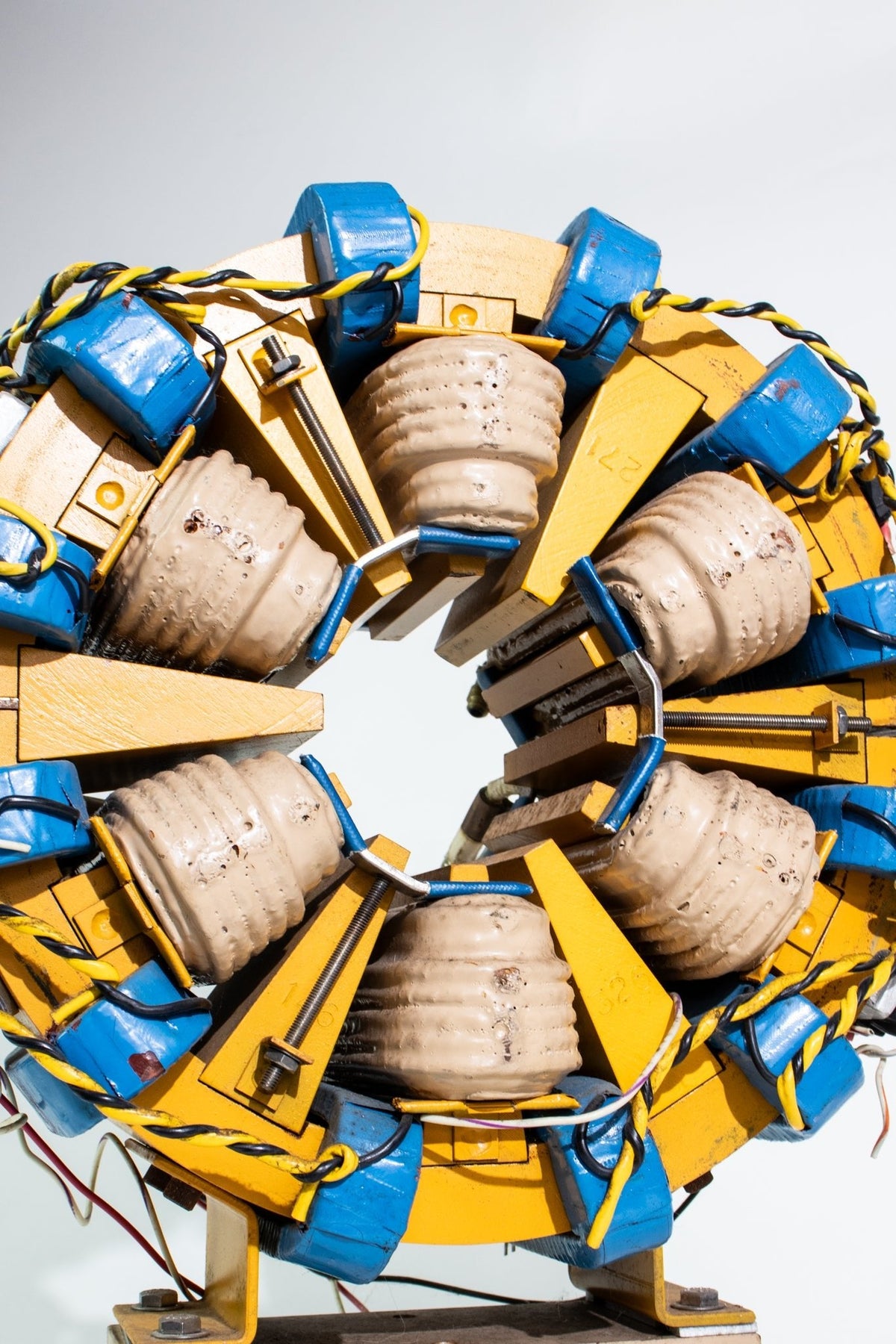 Particle Accelerator Beam Steering Magnet - Aladdin Synchrotron